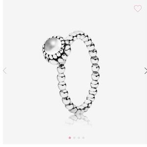 PANDORA Birthday Blooms ring, April Rock Crystal